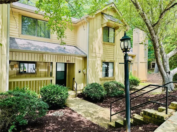 143 Harbor Lights Dr, Salem, SC 29676