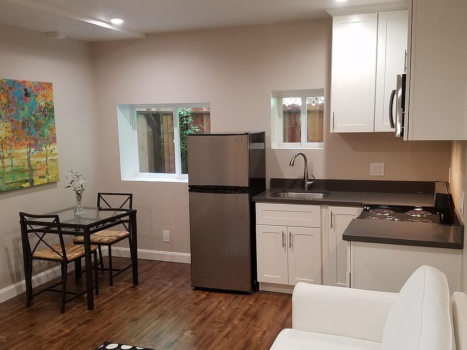 2nd image of 385 Talbot Ave #5A