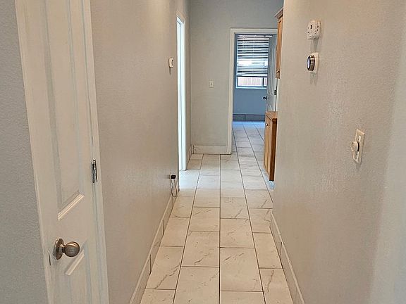 5th image of 7421 E Redlands Ave