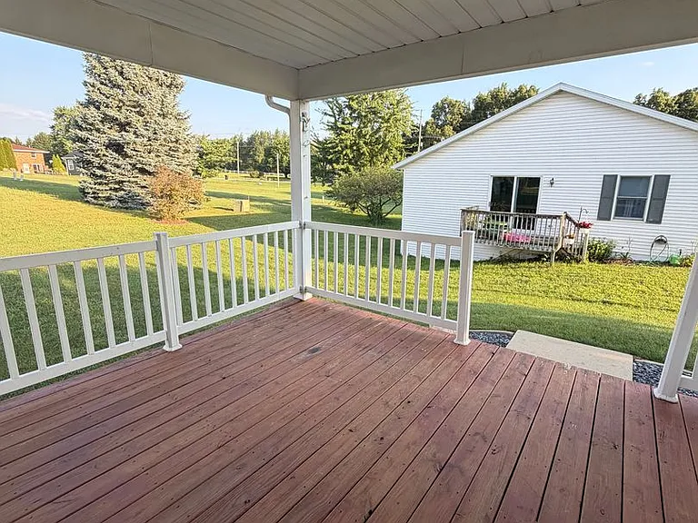 805 Antler Dr #A — Photo 2