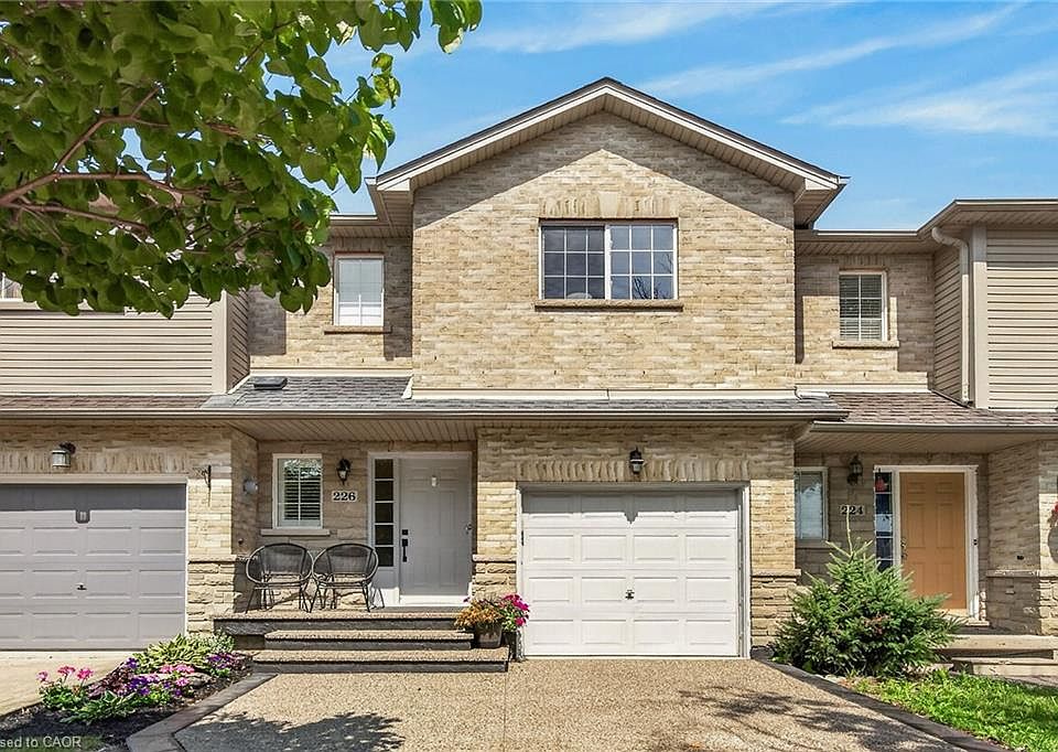 1st image of 226 Dicenzo Dr