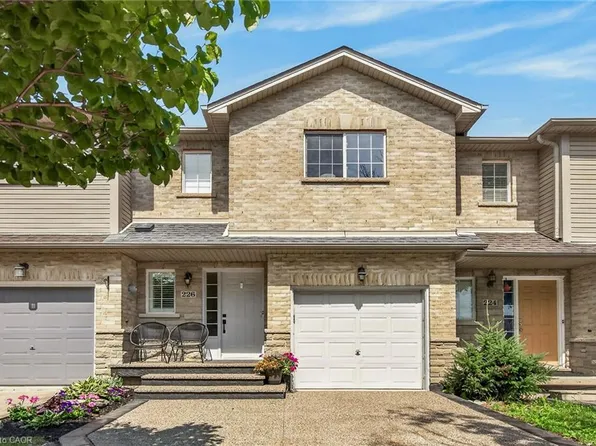 226 Dicenzo Dr, Hamilton, ON L9B 2X7