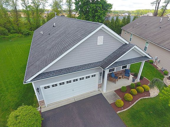 3rd image of 15 Comtois Rd