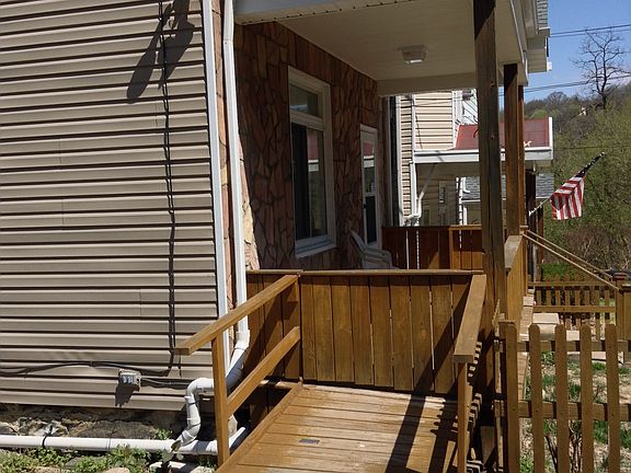 4th image of 805 Dubois St