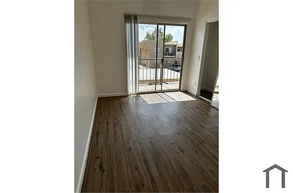 Building Photo - 2838 E Monte Cristo Ave #102