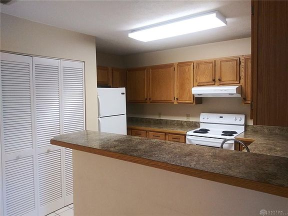 4th image of 8416 Washington Village Dr