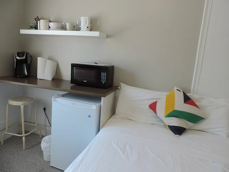 2341 York Ave #21 — Photo 8