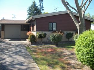 1175 London Way, Napa, CA 94559