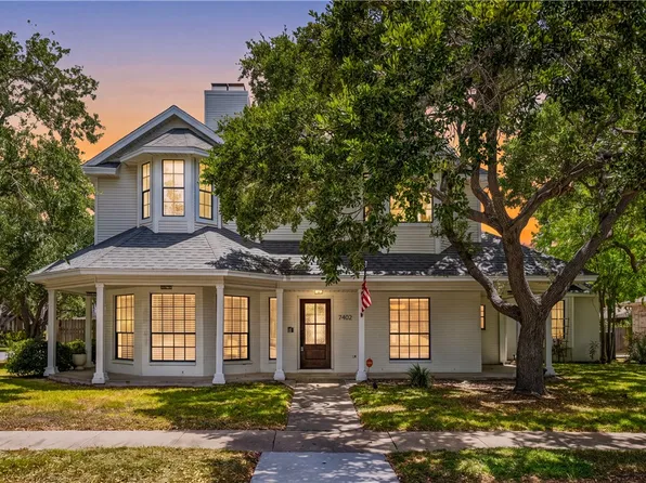7402 Lugano Dr, Corpus Christi, TX 78413