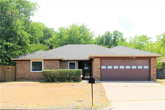 1st image of 3821 Memphis Ln