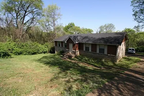 545 Moncrief Ave #B Photo 1