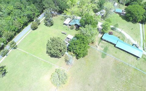 5th image of 692 NE Lantana St