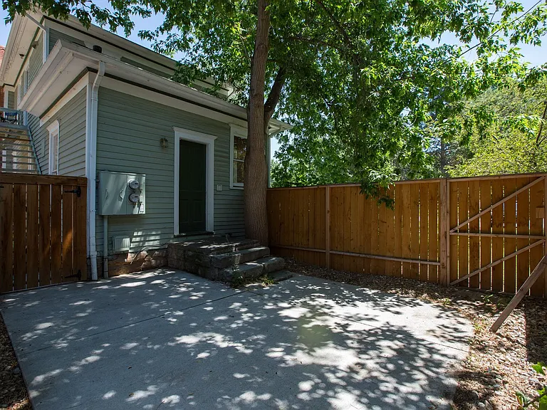 504 W Mountain Ave — Photo 14