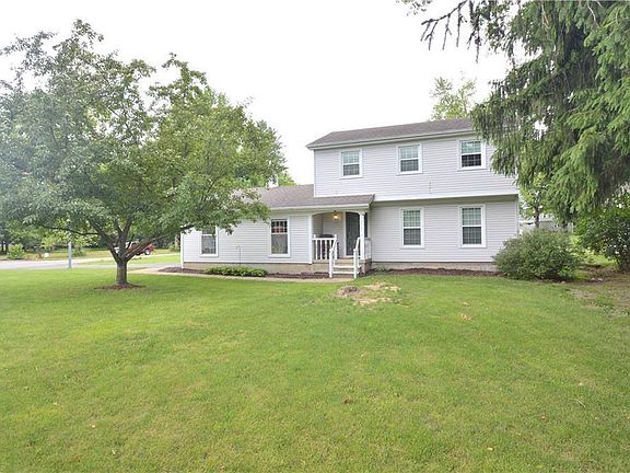 2nd image of 2781 Howell Dr