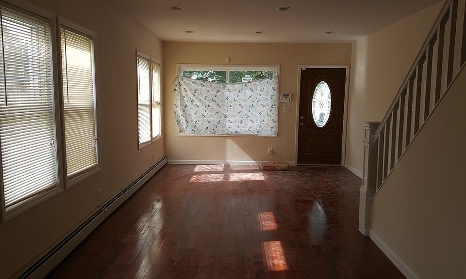 2nd image of 181-12 141st Ave