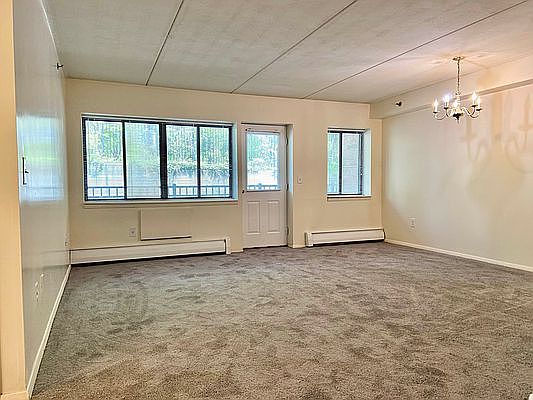 2nd image of 1835 Needham Ave APT 2E