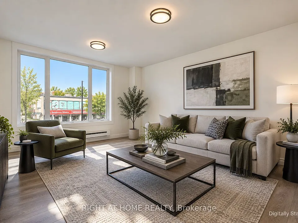 843 Danforth Ave #UPPER