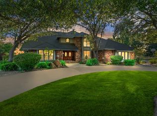 9000 Poplar Hollow Way, Elk Grove, CA 95624