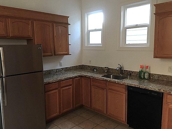 4th image of 3632 17th St