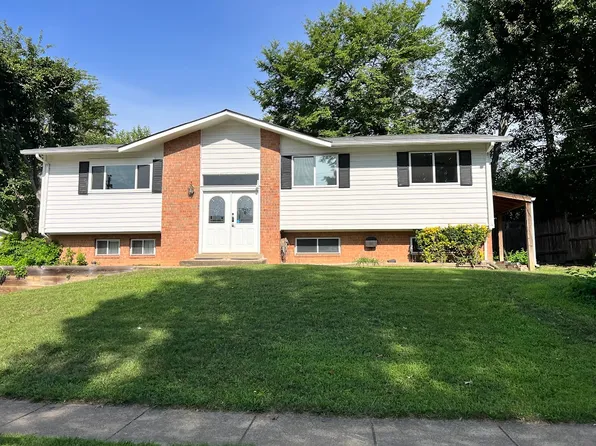 8110 Springfield Village Dr, Springfield, VA 22152
