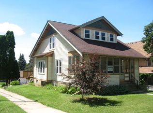 177 E Washington St #A, West Bend, WI 53095