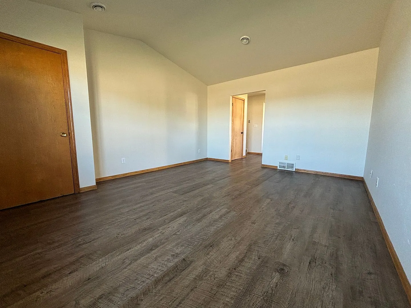 416 Pecor Street — Photo 4