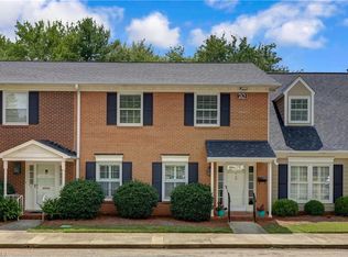 20 Fountain Manor Dr UNIT B, Greensboro, NC 27405