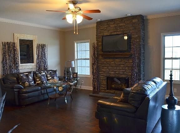 2nd image of 121 Farmington Lot 121