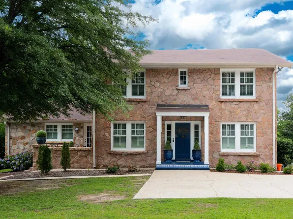 1991 Shades Crest Rd, Vestavia Hills, AL 35216