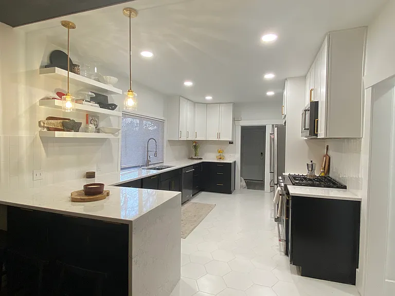 3089 S Downing St — Photo 2