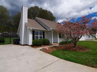 1865 Camden Forest Dr, Winston Salem, NC 27127