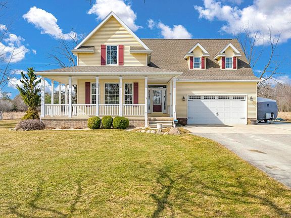 2nd image of 5948 Babcock Rd