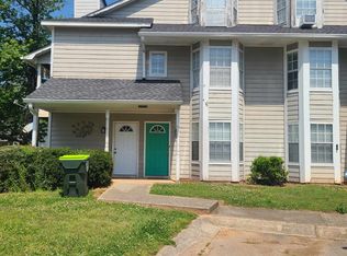 9472 Cypress Ln, Jonesboro, GA 30238