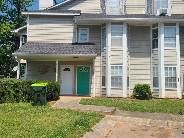 9472 Cypress Ln, Jonesboro, GA 30238