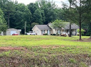 979 Swilling Rd, Eastanollee, GA 30538