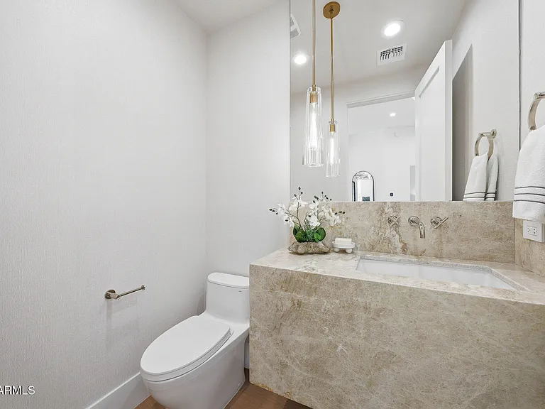 8429 E Del Camino Dr — Photo 20