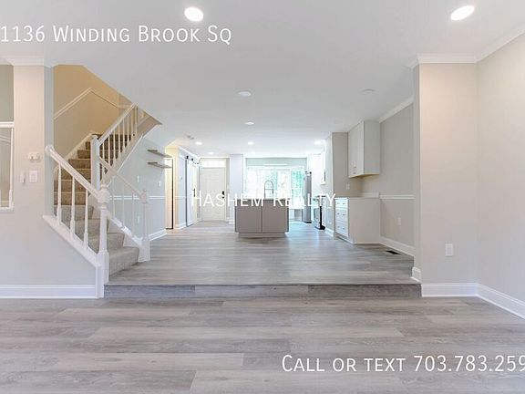 3rd image of 21136 Winding Brook Sq