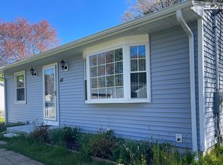 48 Briarwood Dr, New Bedford, MA 02745