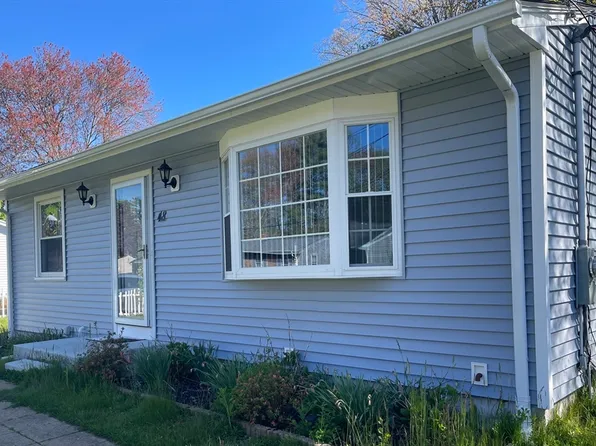 48 Briarwood Dr, New Bedford, MA 02745