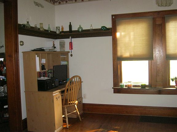 4th image of 158 Orange St