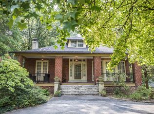 1035 S Geyer Rd, Saint Louis, MO 63122