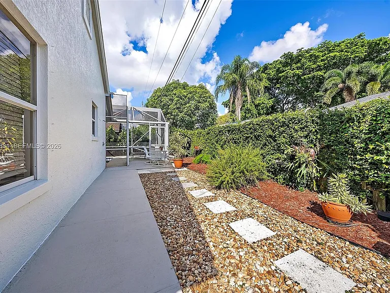 6051 Kendrick St — Photo 25