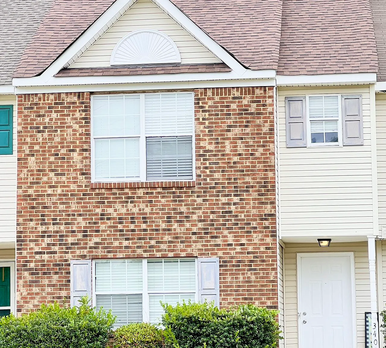 3 bed, 2.5 bath, 1431 sqft, $1,795 — Photo 2