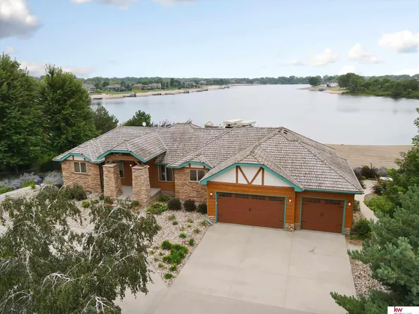 1280 Timberwood Dr, Ames, NE 68621