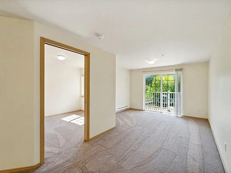 Woodlands at Forbes Lake Senior Affordable Apartments — Photo 4