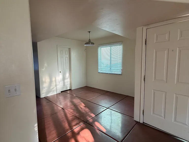 716 N Richey Blvd — Photo 8