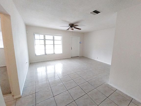 2nd image of 5706 NW 85th Avenue