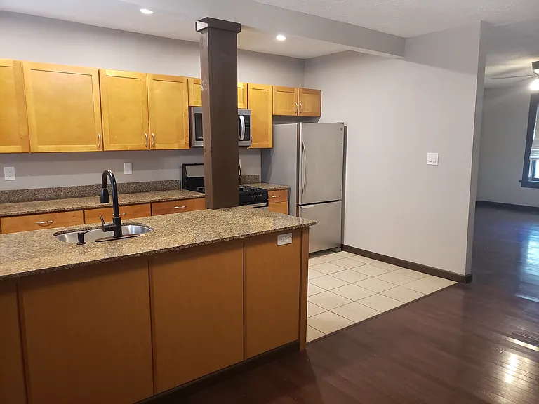 3804 Shenandoah Ave #C — Photo 3