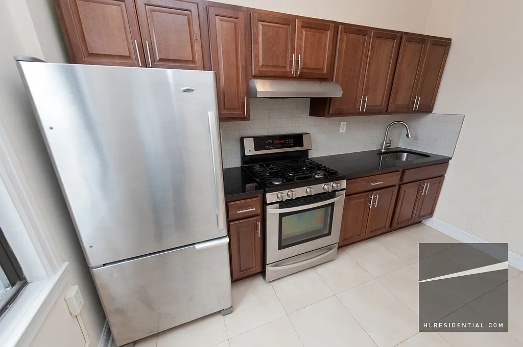 Building Photo - 31-57 47th St #2K