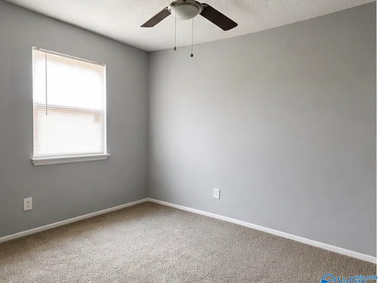 3621 Crestview Dr NW #2 — Photo 2